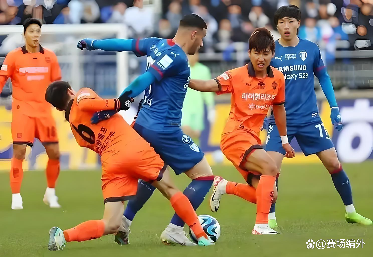 包含国际比赛日意甲传出新动向，成都蓉城调整名单，管理层表态——信心回归，临场指挥获称赞的词条